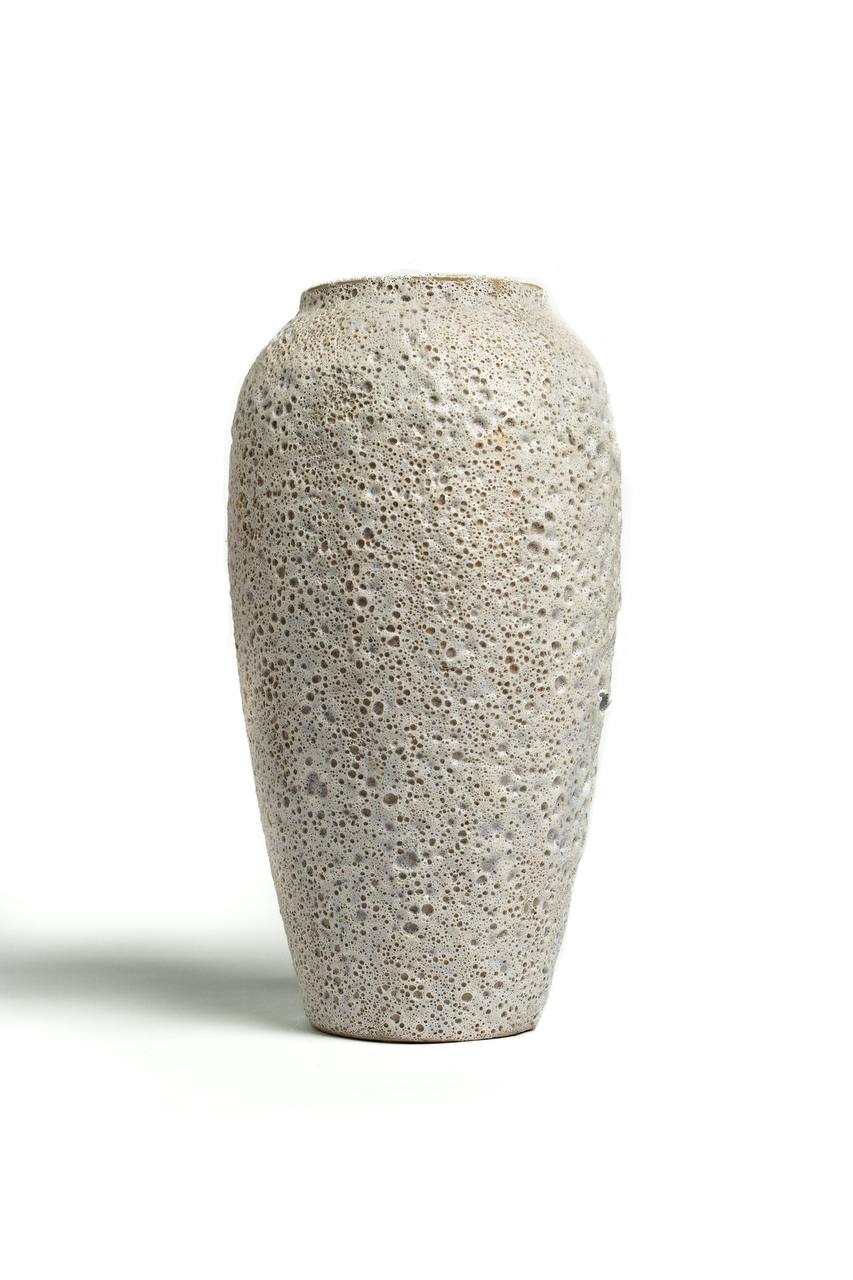 Yue Tall Vessel in Speckled White