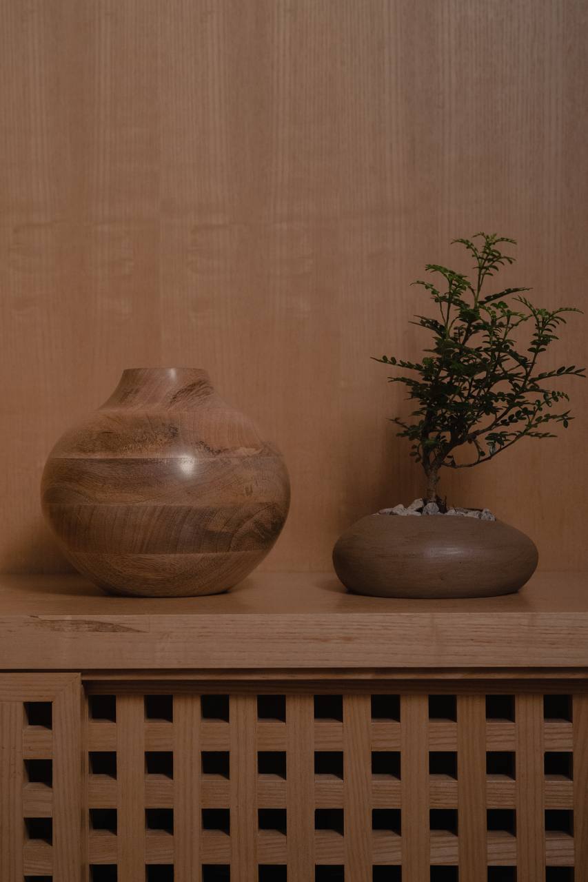 Mango Wood Natural Bud Vase